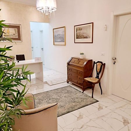 The Gallery Boutique Rooms Trieste Exteriör bild